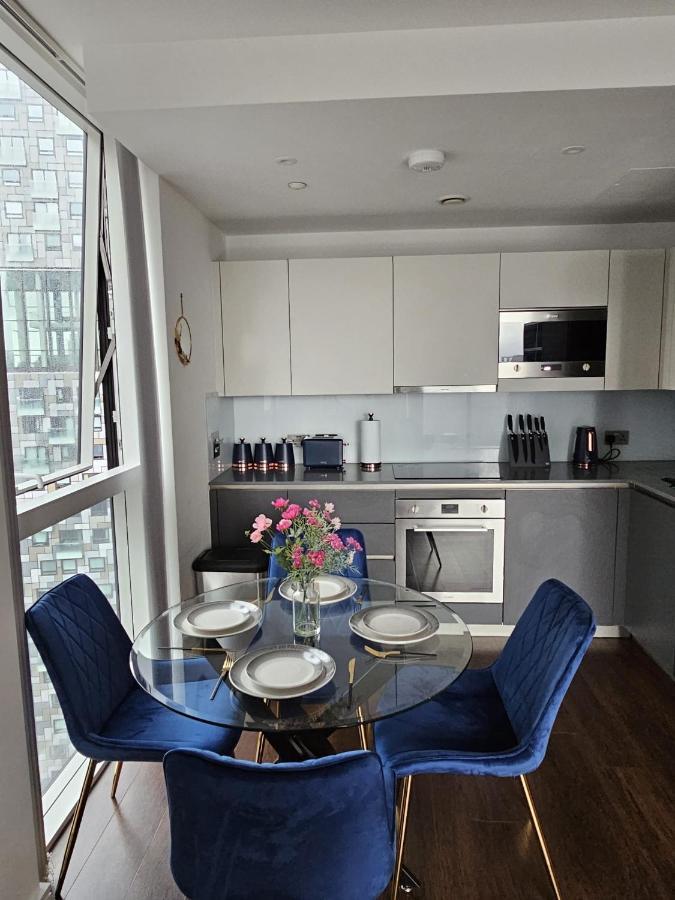 Appartamento 2 Bed Luxurious Canary Wharf *