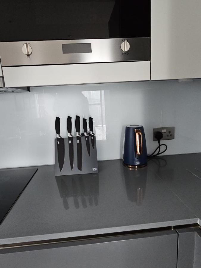 2 Bed Luxurious Canary Wharf Londra